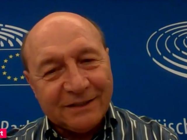 Traian Băsescu: Președintele ar trebui să dea un decret ca să-i liniștească pe toți