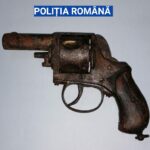 Olt: Polițiștii au confiscat un pistol, descoperit la vânzare pe internet – GDS