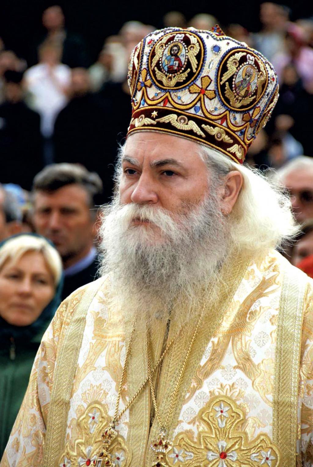 Preasfintitul Parinte Calinic este noul Arhiepiscop al Sucevei si Radautilor
