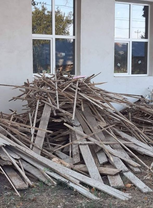 FOTO! Cum îi așteaptă pe elevi școala din Bordeasca Nouă, proaspăt renovată cu peste 100.000 de „coco”! | Jurnal de Vrancea – Stiri din Vrancea si Focsani