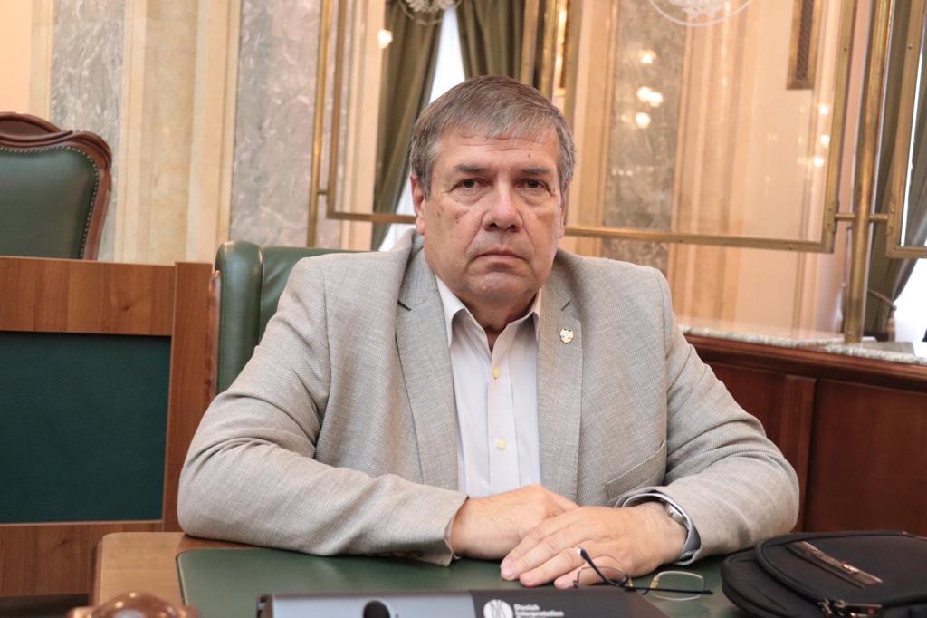 Senatorul Ștefan Mihu solicită sprijin guvernamental pentru un început de an școlar în siguranță