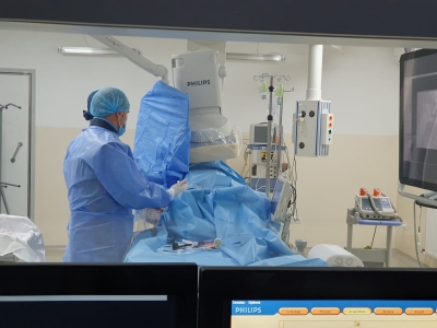 Zi istorică în medicina gălăţeană: La Spitalul Judeţean a fost realizată prima procedură de cardiologie intervenţională (VIDEO) – Monitorul de Galati – Ziar print si online