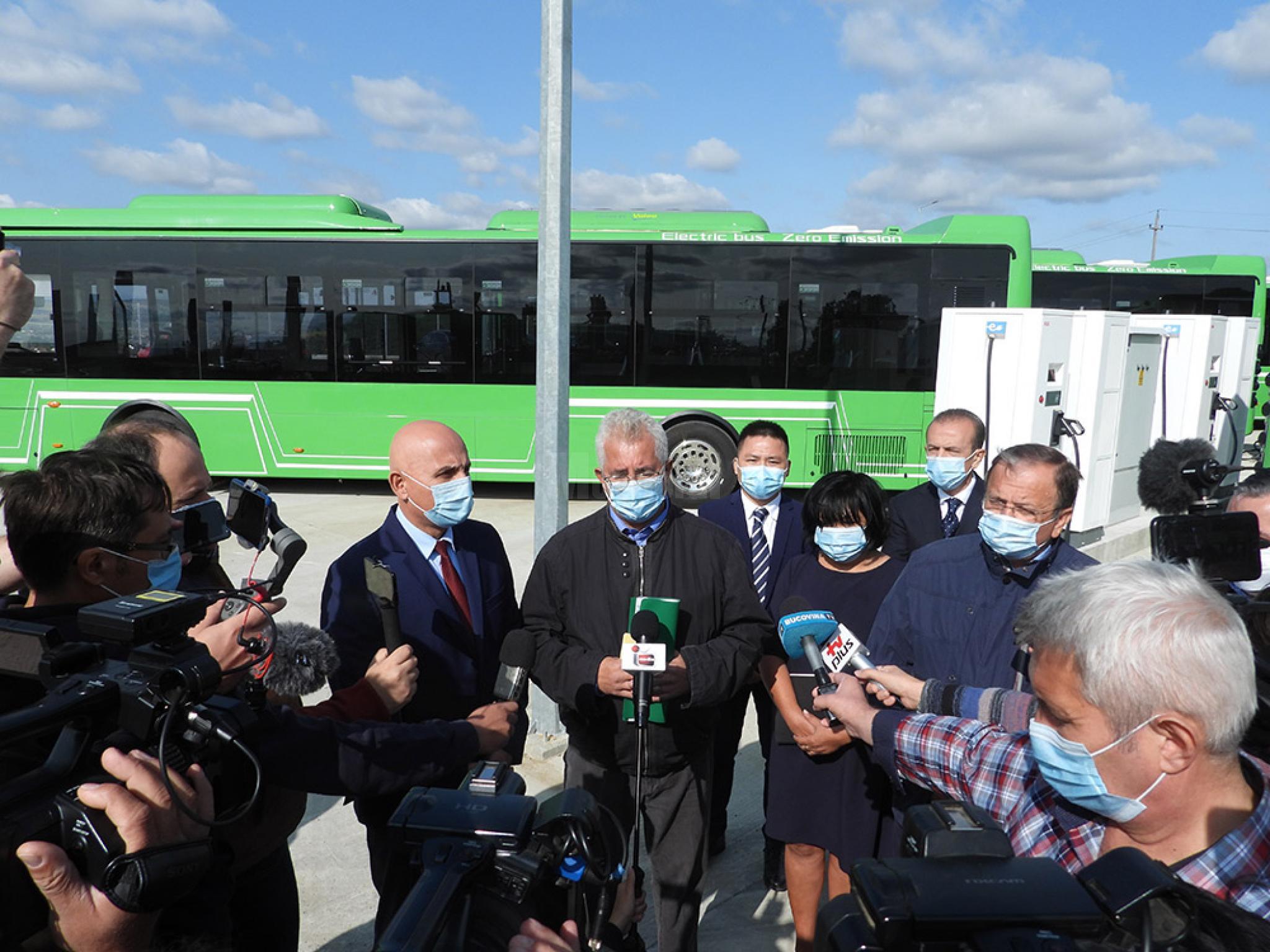 Calatorii gratuite in probe timp de doua saptamani cu cele 25 de autobuze electrice cumparate de Primaria Suceava