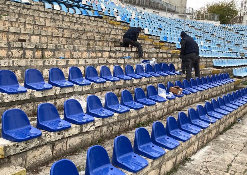 Suporterii mai au de AȘTEPTAT! Deschiderea STADIOANELOR este pera RISCANTĂ