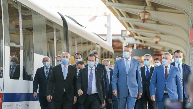 Președintele Klaus Iohannis a testat noul tronson de cale ferată Gara de Nord – Aeroportul Otopeni – Jurnalul de Ilfov