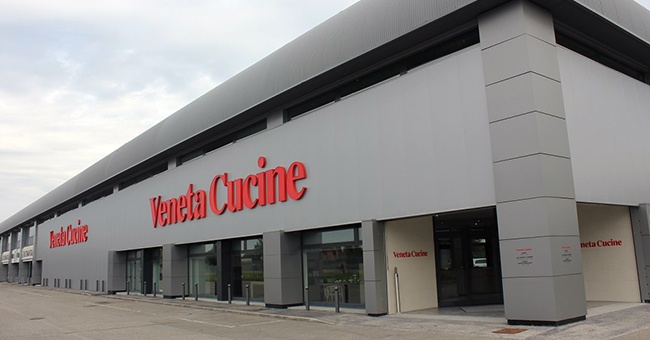 Rovere Mobili deschide in Timisoara al 2-lea showroom Veneta Cucine din Romania