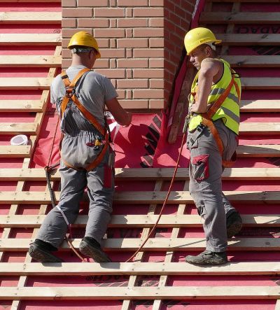 Cum au evoluat salariile in constructii