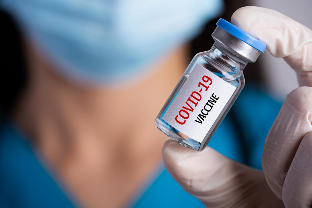 Provocările vaccinului pentru COVID-19: disponibilitatea în condiții de siguranță și imunizarea prin vaccinare