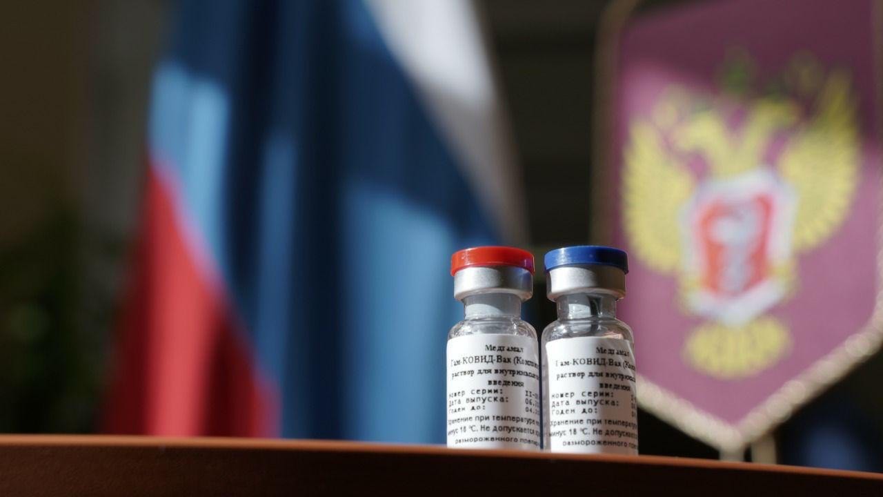 Coronavirus: Vladimir Putin cere statelor BRICS să-şi unească eforturile pentru producerea vaccinurilor ruseşti