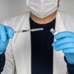 COVID-19: Încep testările pe oameni cu noul vaccin Merck