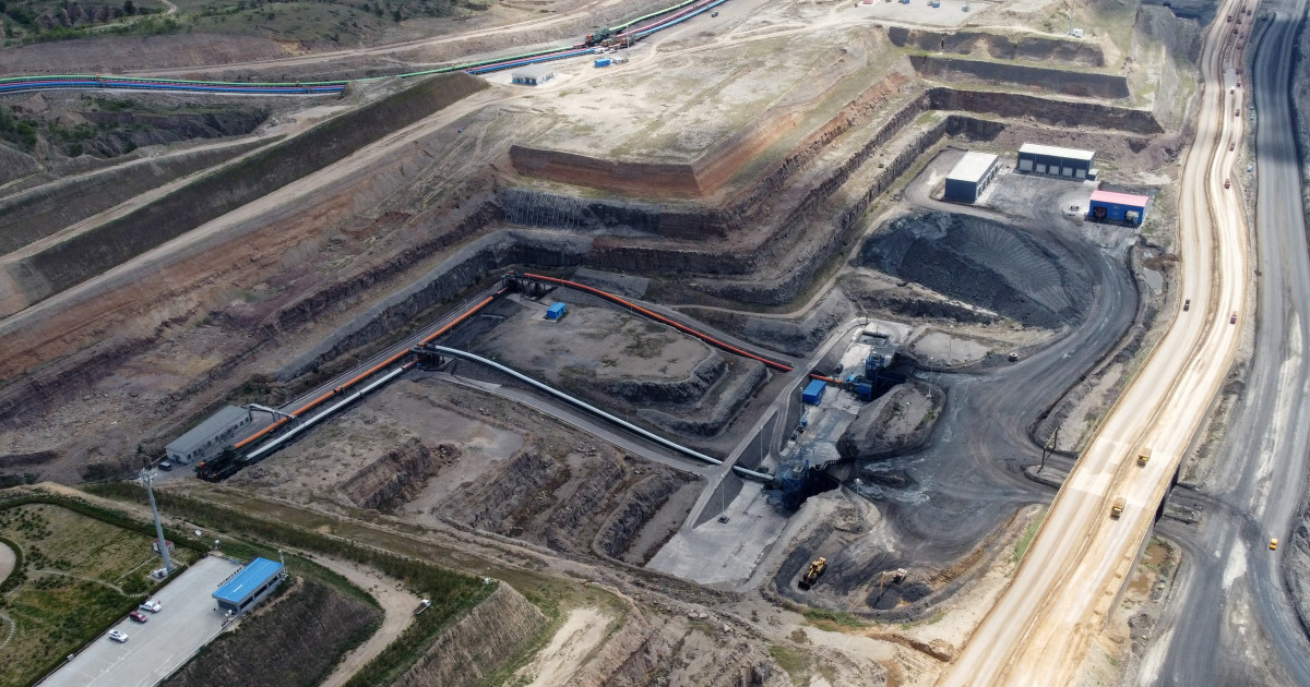 China a cerut minelor să crească producția de cărbune pentru a face față cererii de energie electrică