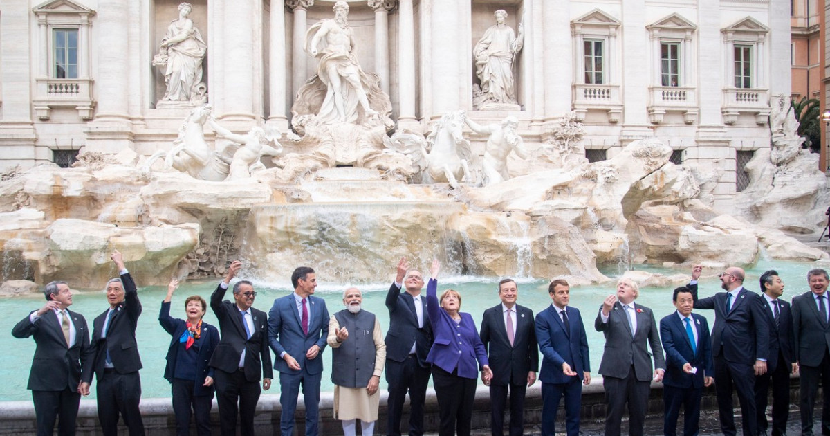Liderii G20 au respectat tradiția și au aruncat o monedă în Fontana di Trevi de la Roma. Cine a lipsit de la acest moment de destindere