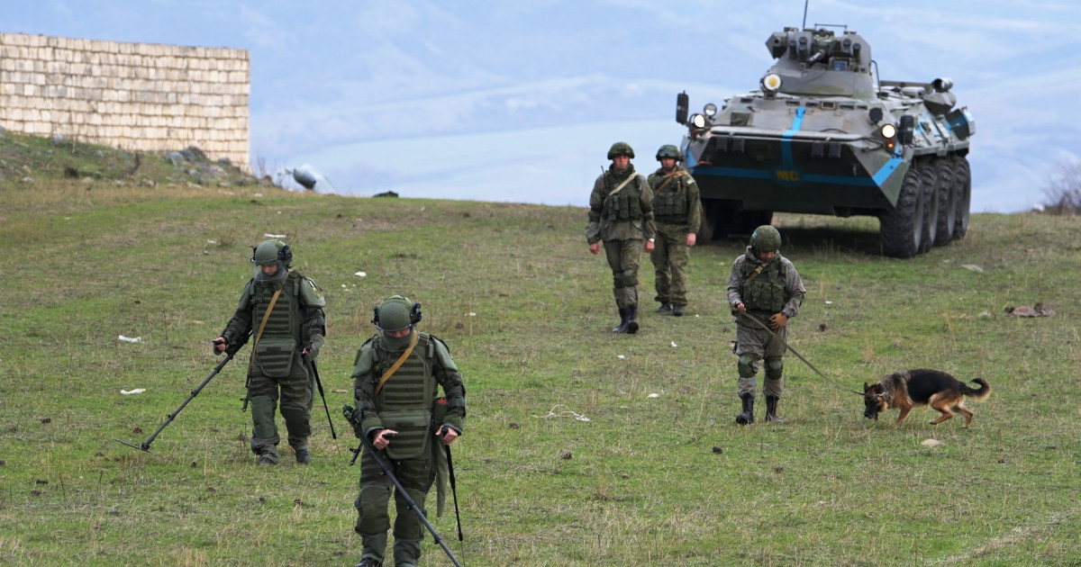 Armenia cere ajutorul Rusiei pentru o apăra de Azerbaidjan. 15 soldați armeni au fost uciși