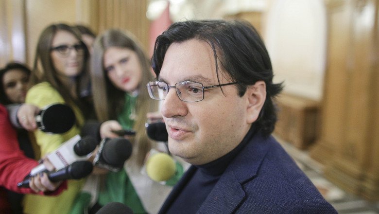 DNA îl trimite în judecată pe Nicolae Bănicioiu, fost ministru, pentru trafic de influenţă şi luare de mită