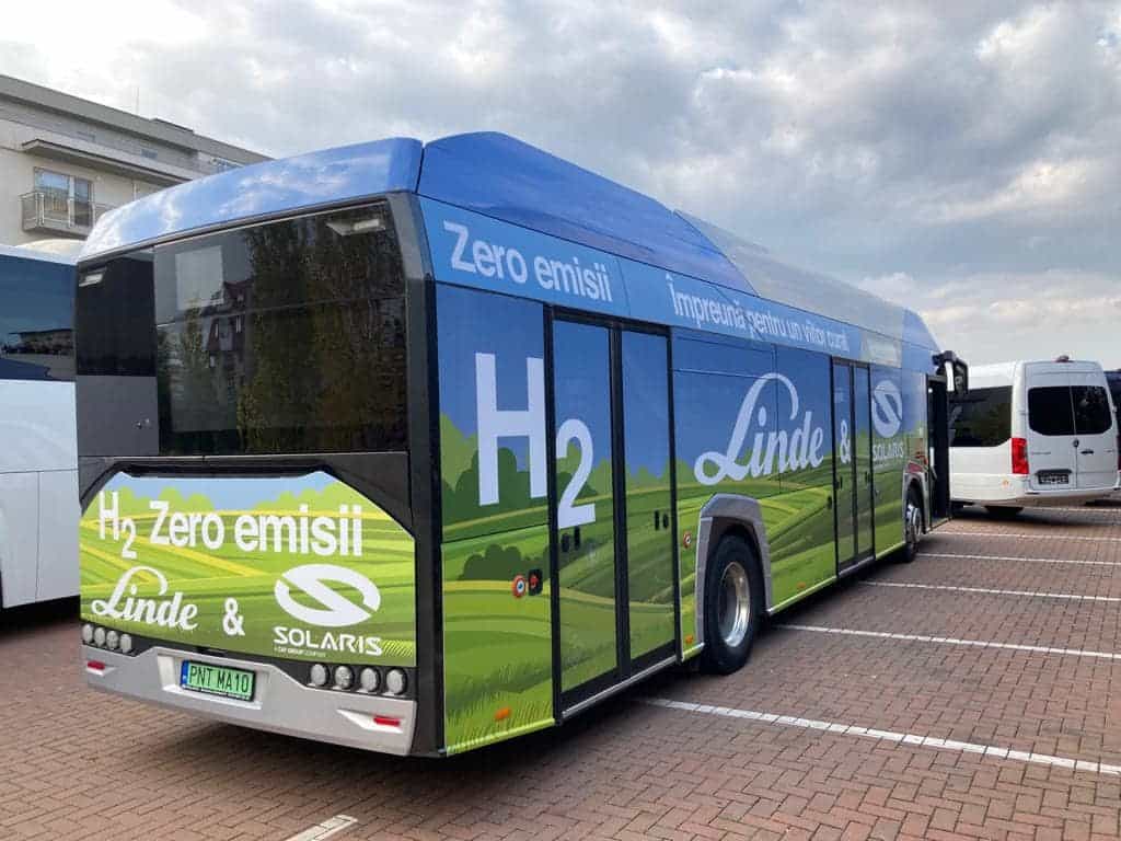 Super-autobuz alimentat cu hidrogen, în teste pe străzile din Râmnicu Vâlcea