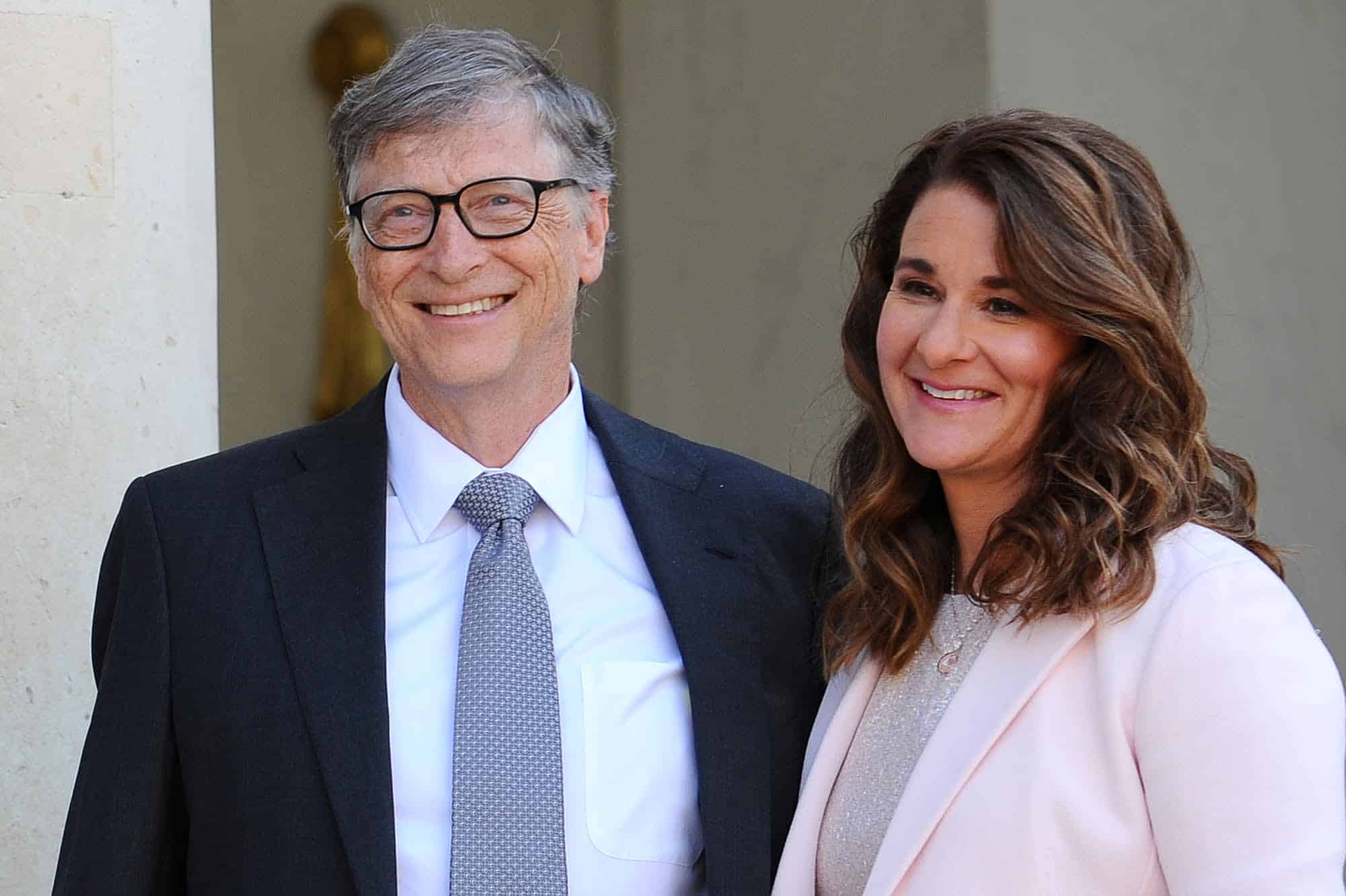 Bill Gates crede că faza acută a pandemiei se va încheia în 2022