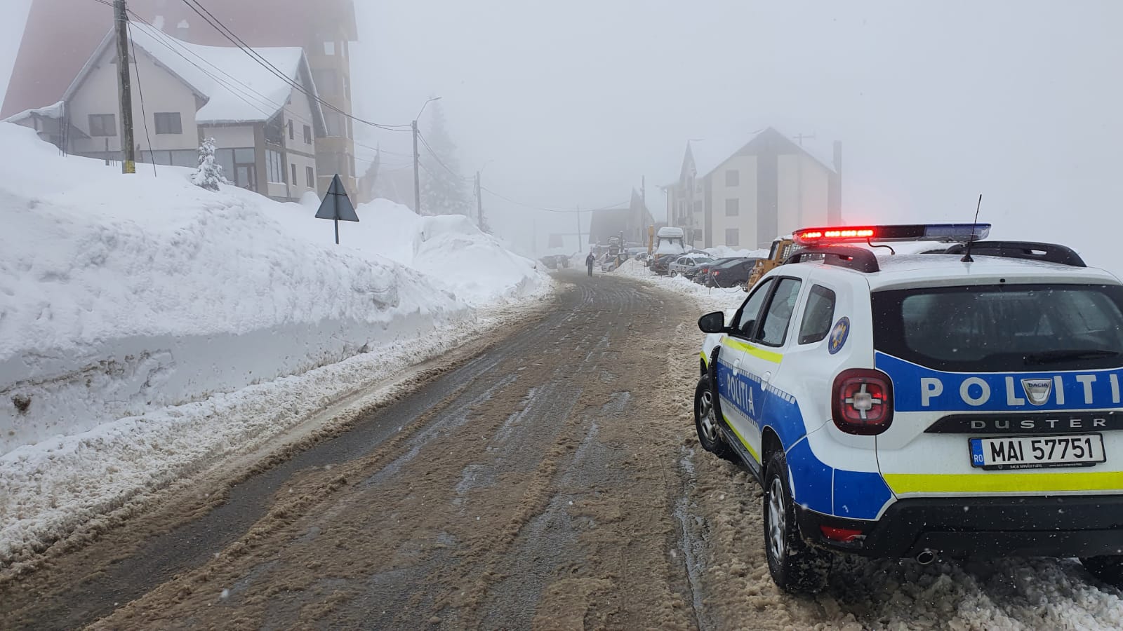 Gorj: Polițiștii rutieri, mobilizați în week-end în zona Novaci-Rânca