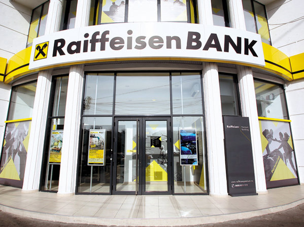 Clienţii pot deschide un cont la Raiffeisen Bank exclusiv online, fără vizite în agenţii. ”Achiziţia de produse în mediul digital are o creştere naturală accelerată, influenţată suplimentar şi de perioada pandemiei”
