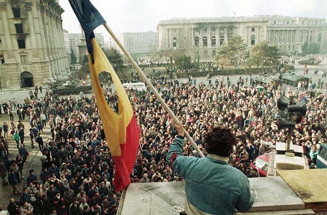România, REPETENTĂ la justiţie: Dosarul Revoluției nu a fost soluționat nici după 32 de ani