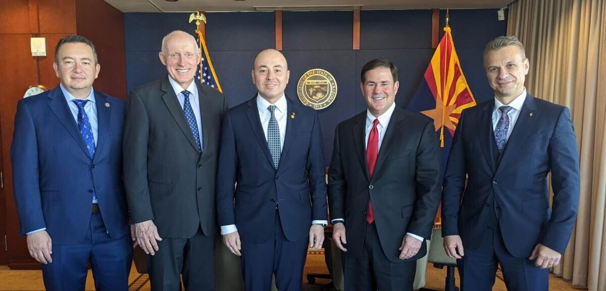 Ambasadorul Andrei Muraru, întâlnire cu guvernatorul statului Arizona, secretarul de stat, speaker-ul Camerei Reprezentanților și primarul orașului Phoenix