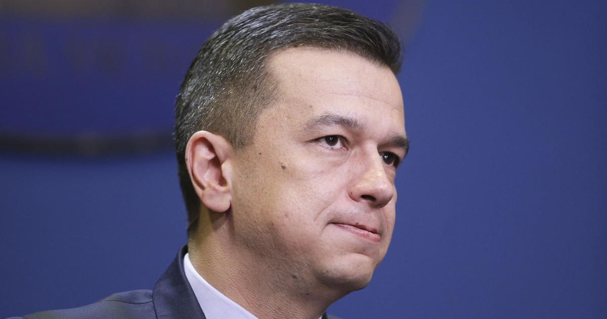 Grindeanu, după ce o locomotivă a luat foc: „Nu e nici primul şi nici ultimul incident de acest fel. Asta e situația României acum”