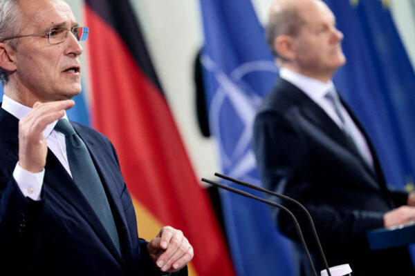 Propunerile NATO pentru negocierile cu Rusia. „Riscul unui conflict este real”