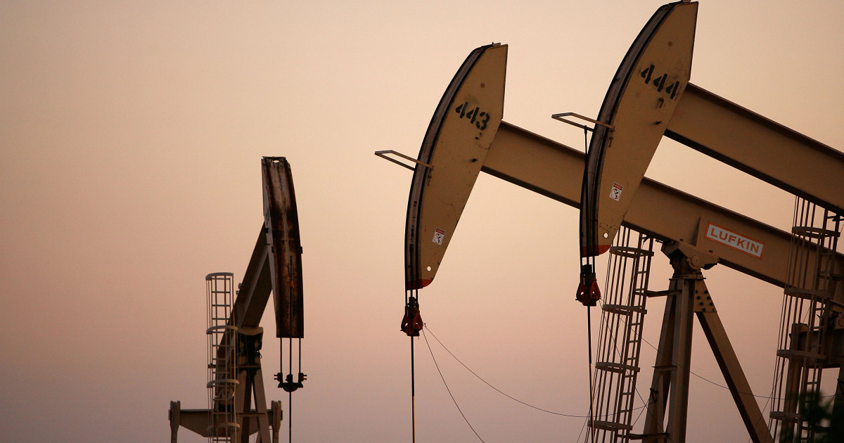 Prețul petrolului scade la cel mai redus nivel din ultimele două săptămâni